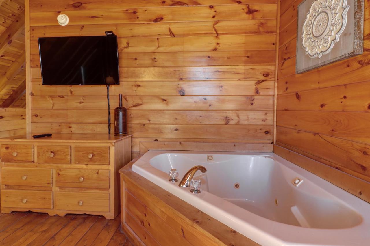 Peaceful Setting Cabin Villa Pigeon Forge Dış mekan fotoğraf