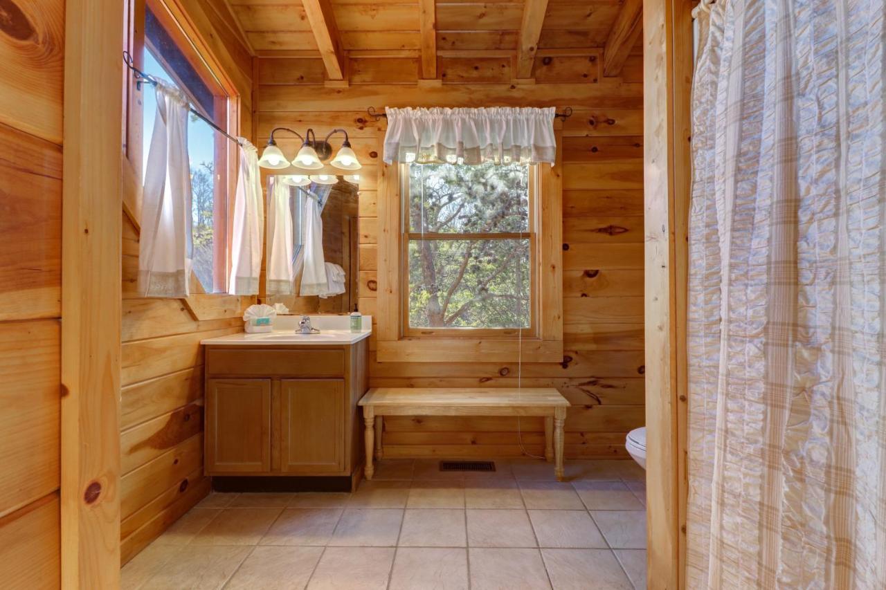 Peaceful Setting Cabin Villa Pigeon Forge Dış mekan fotoğraf